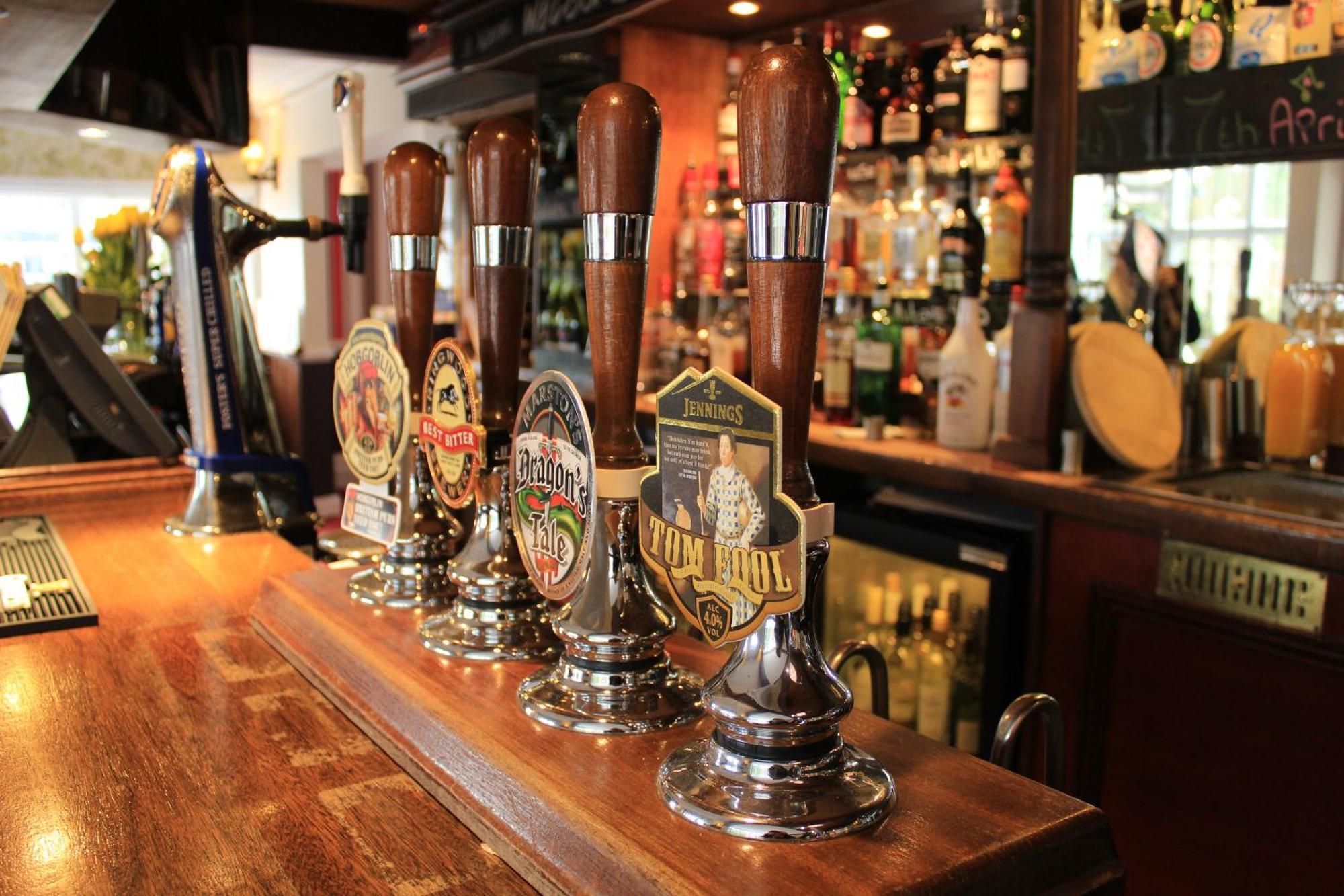 The Devil'S Punchbowl Hotel Hindhead Dış mekan fotoğraf