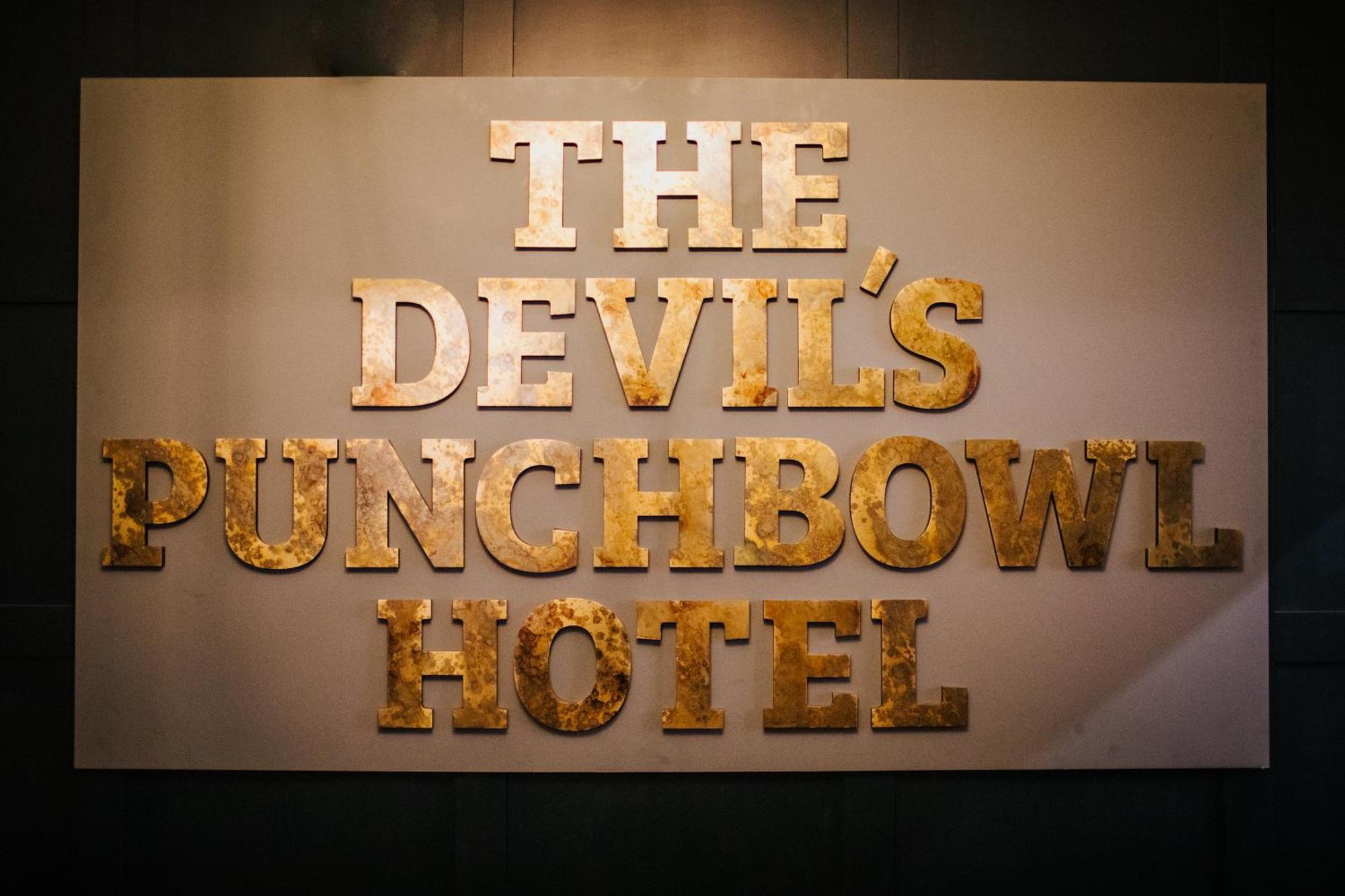 The Devil'S Punchbowl Hotel Hindhead Dış mekan fotoğraf